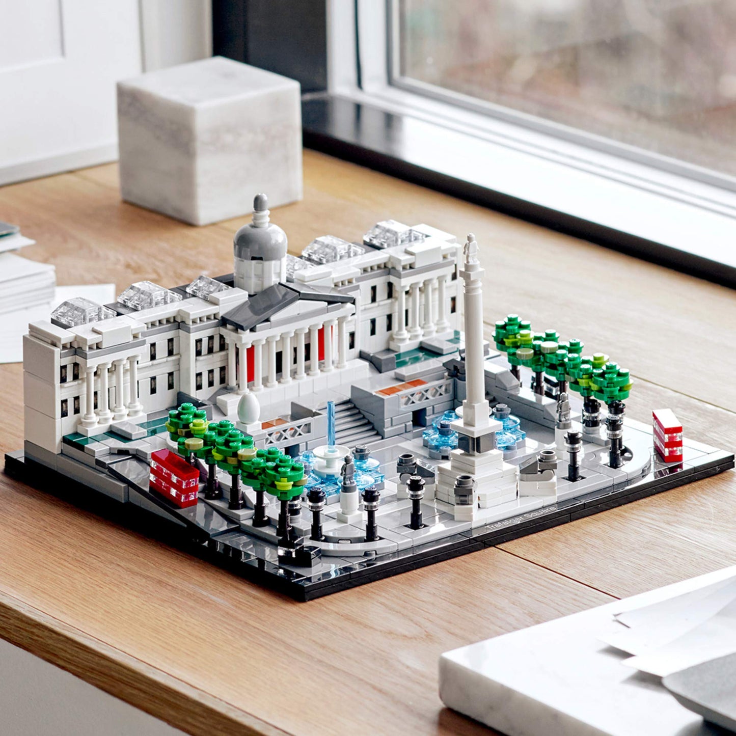 LEGO Architecture 21045 Trafalgar Square Building Kit, New 2019 (1197 Pieces)